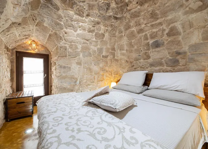 Trullo, Con Giardino Privato, A Pochi Mt Dal Mare
